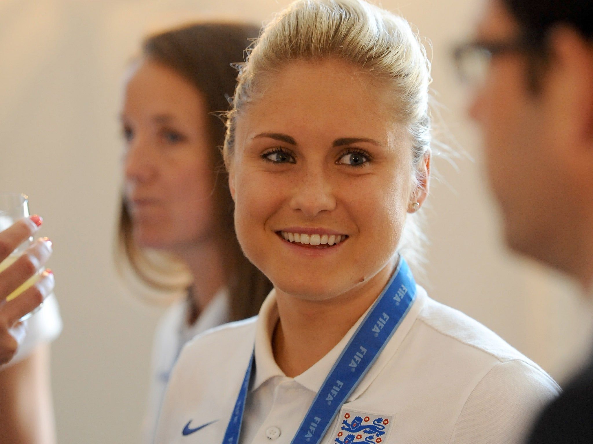 2048x1536 Steph Houghton: England women's football captain sets sights on Euro 2017