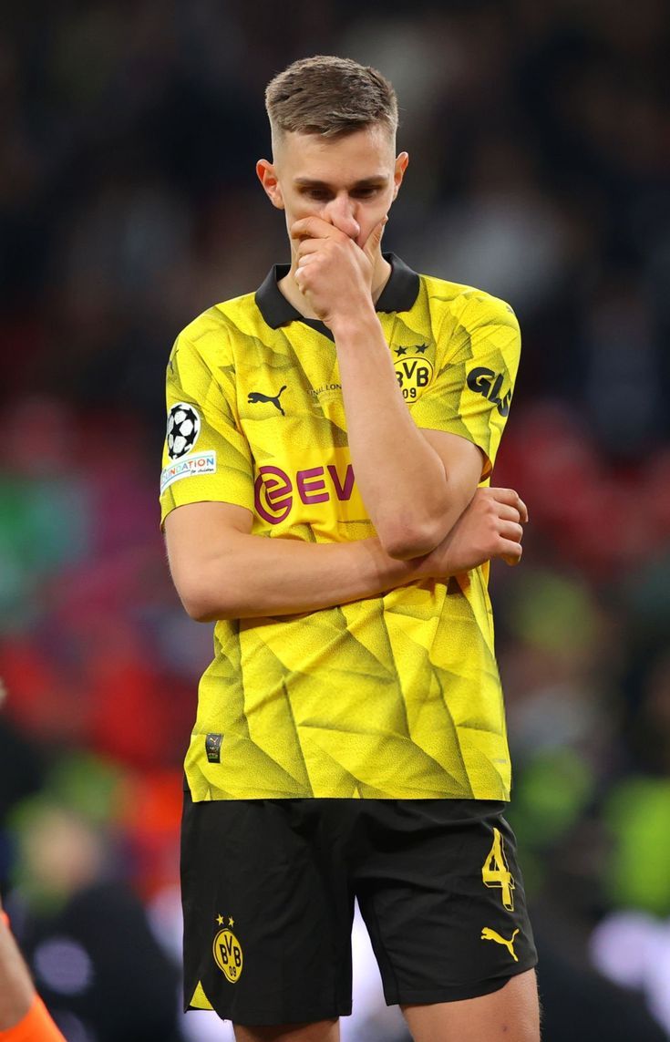 735x1143 Nico Schlotterbeck