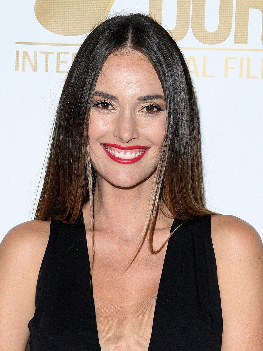1080x1440 Irene Esser Picture