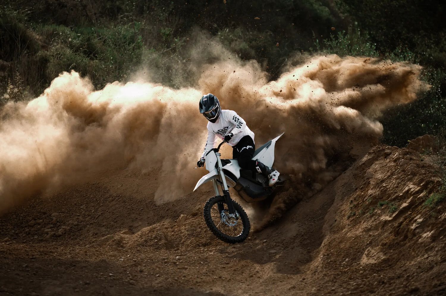 1500x998 An In Depth Look At The Stark Varg Motocross Bike