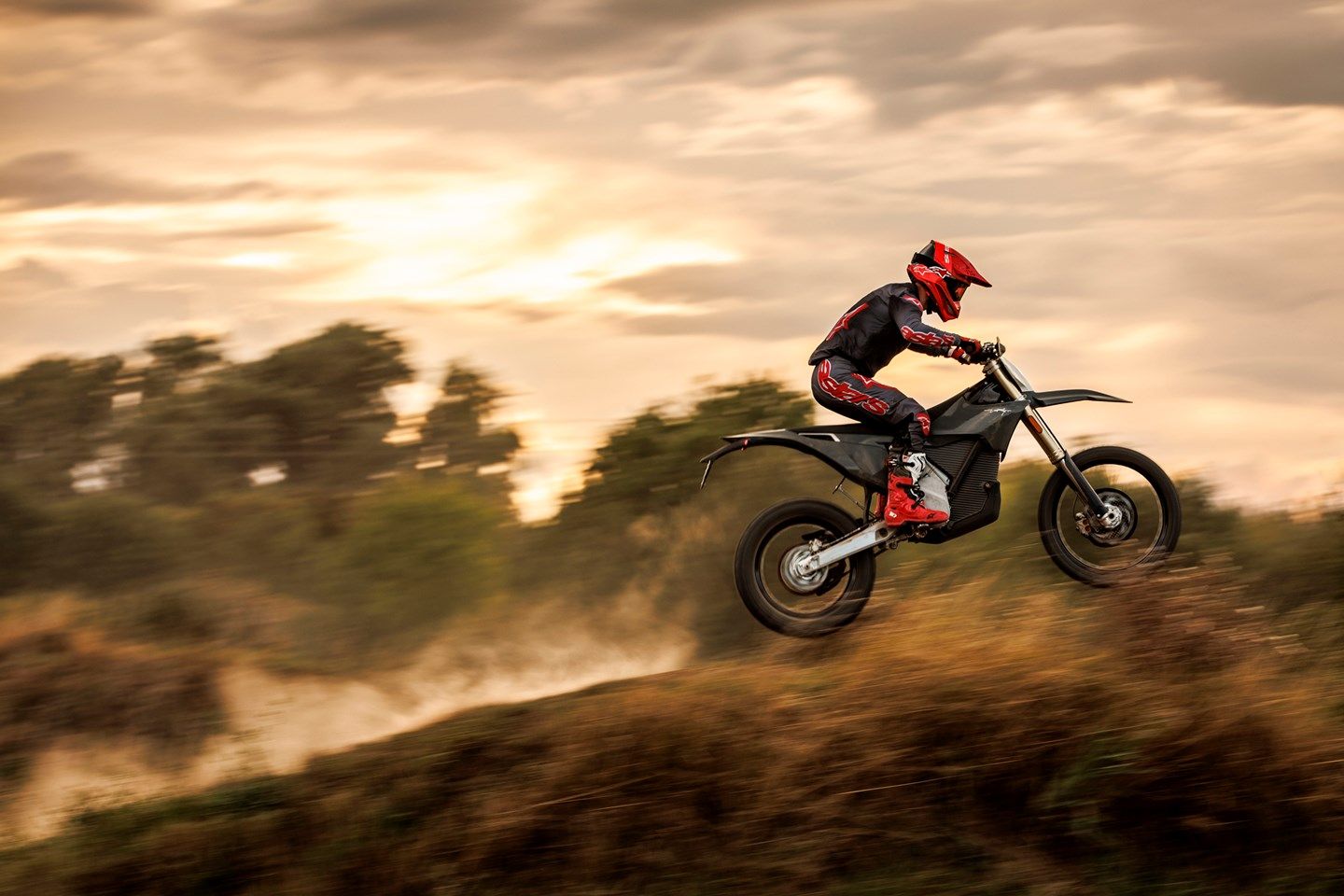 1440x960 2025 On Stark Varg EX Review: An Electric Bike That Excels