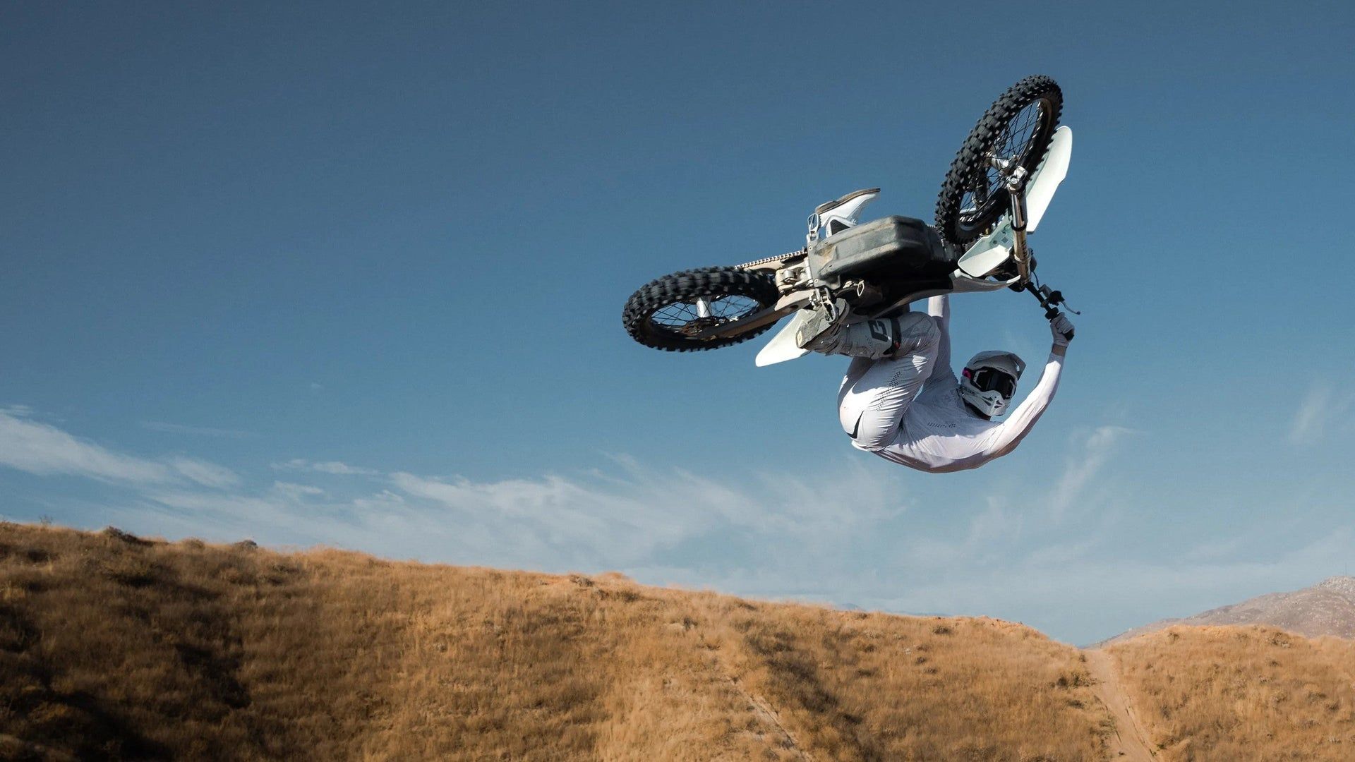 1920x1080 How the Stark Varg MX is Changing the Electric Motocross Game