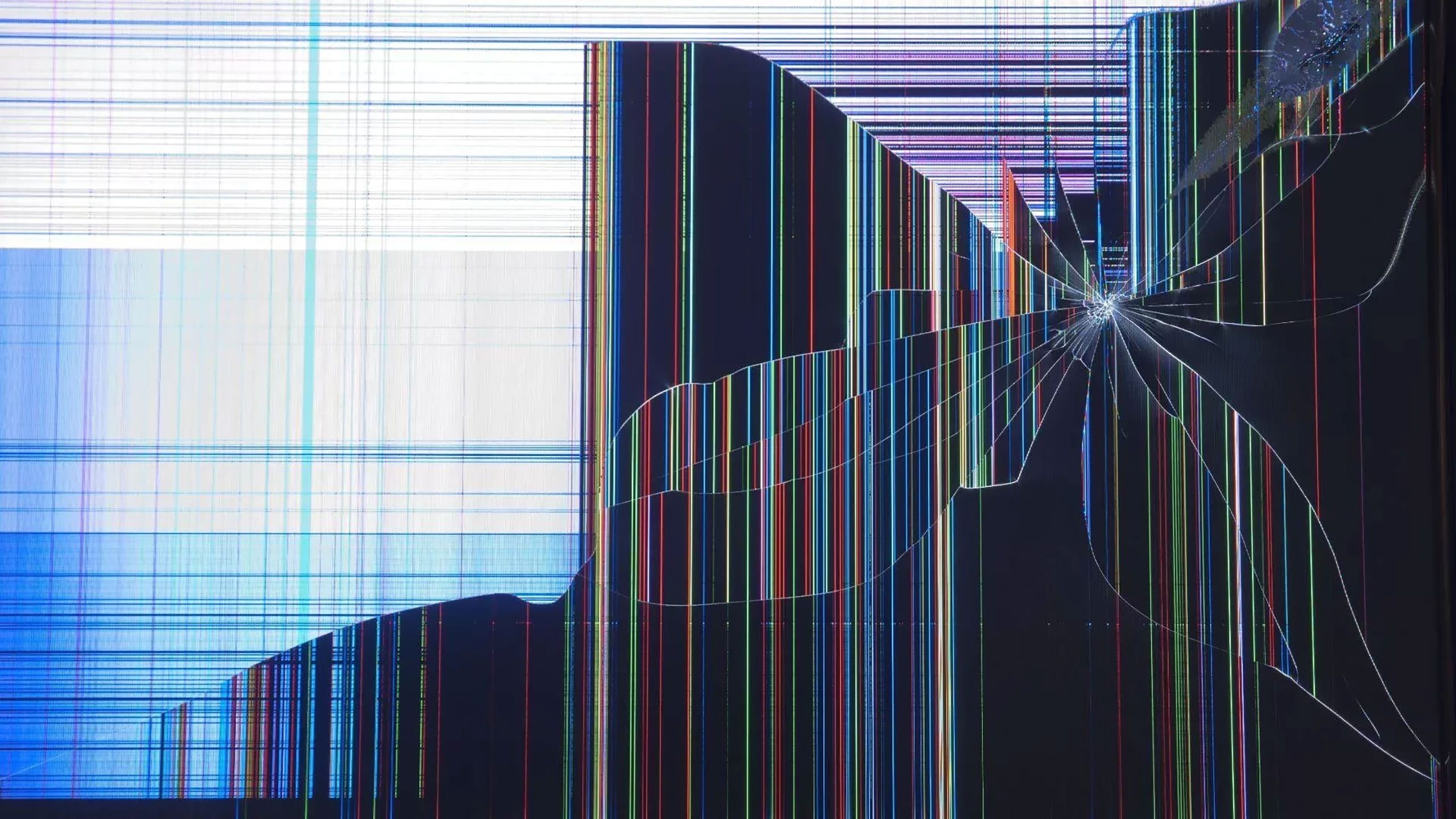 2560x1440 Cracked & Broken Screen Wallpaper Prank For Laptops & TVs