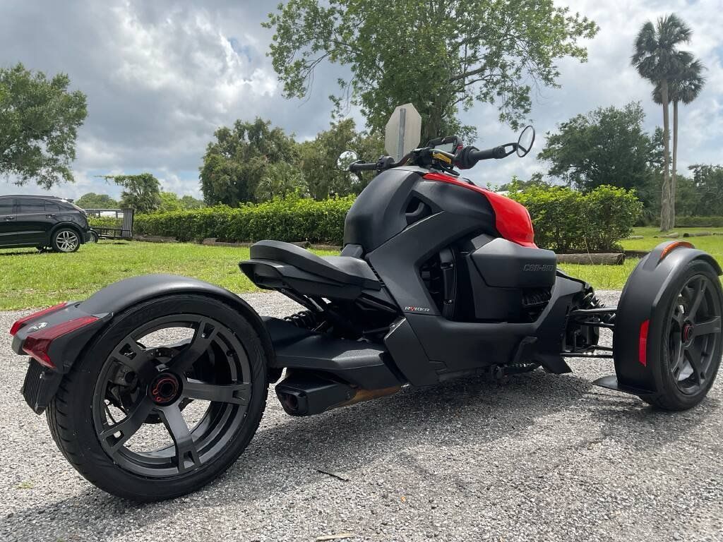 1024x768 Can Am Ryker 900 ACE