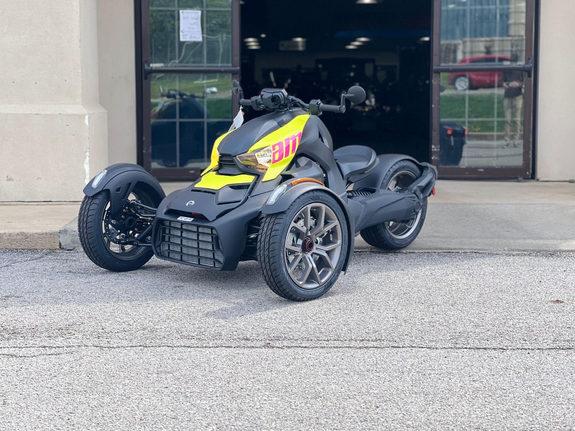 1920x1440 New 2026 Can Am Ryker 600 ACE, Indianapolis IN. Specs, Price, Photo. Intense Black CA0522