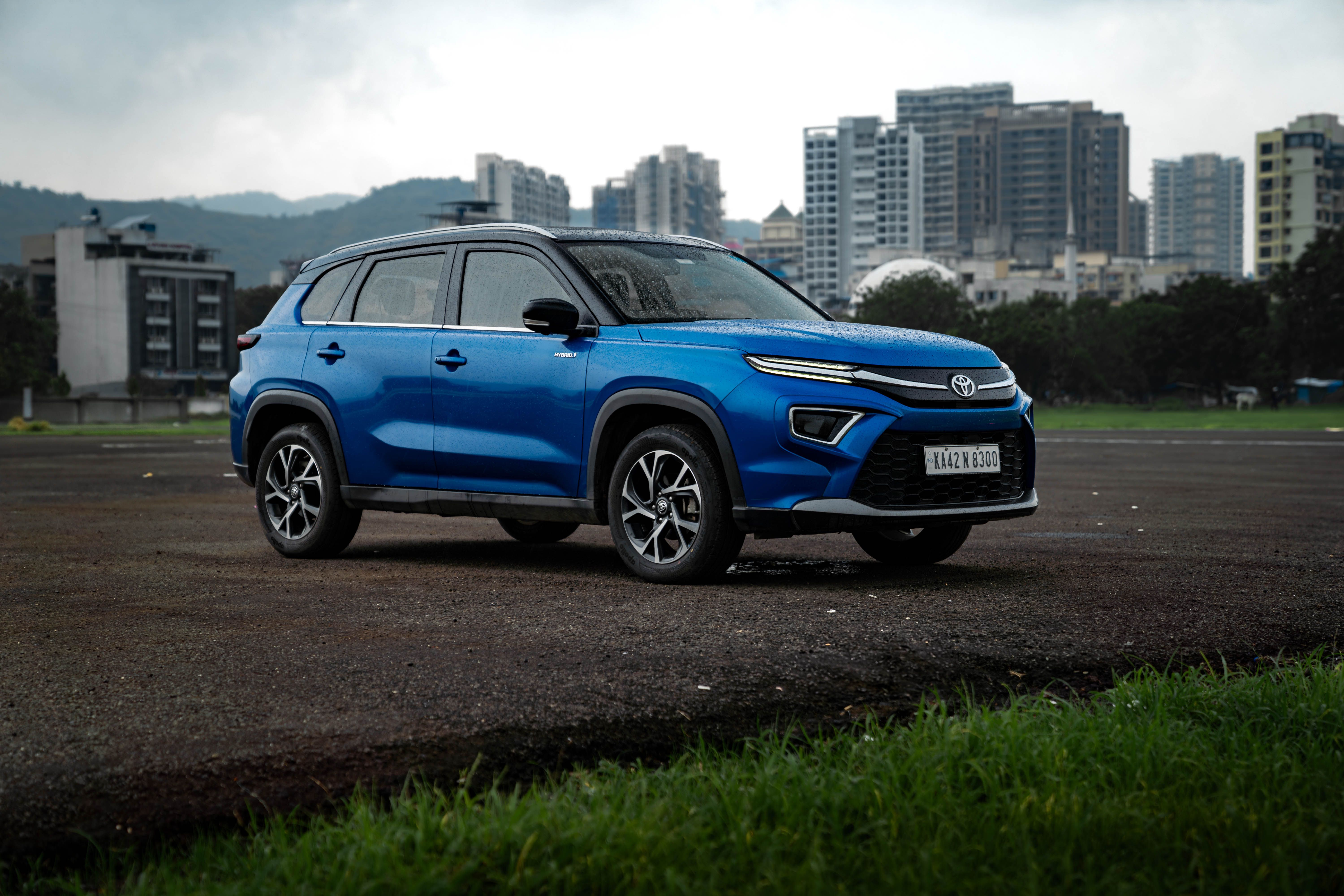 6000x4000 Toyota Urban Cruiser Hyryder: 000 Km Long Term Review