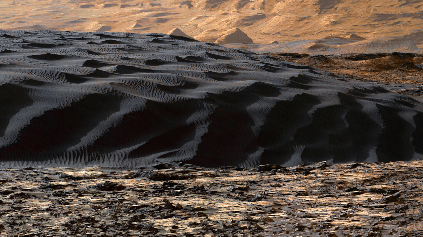 1366x768 Black Sand Dune Found On Mars