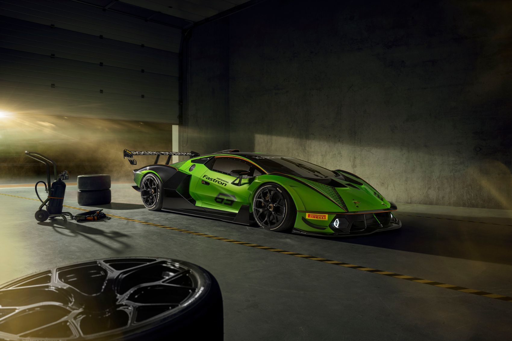 1700x1134 Lamborghini Essenza SCV12: By The Track & For The Track
