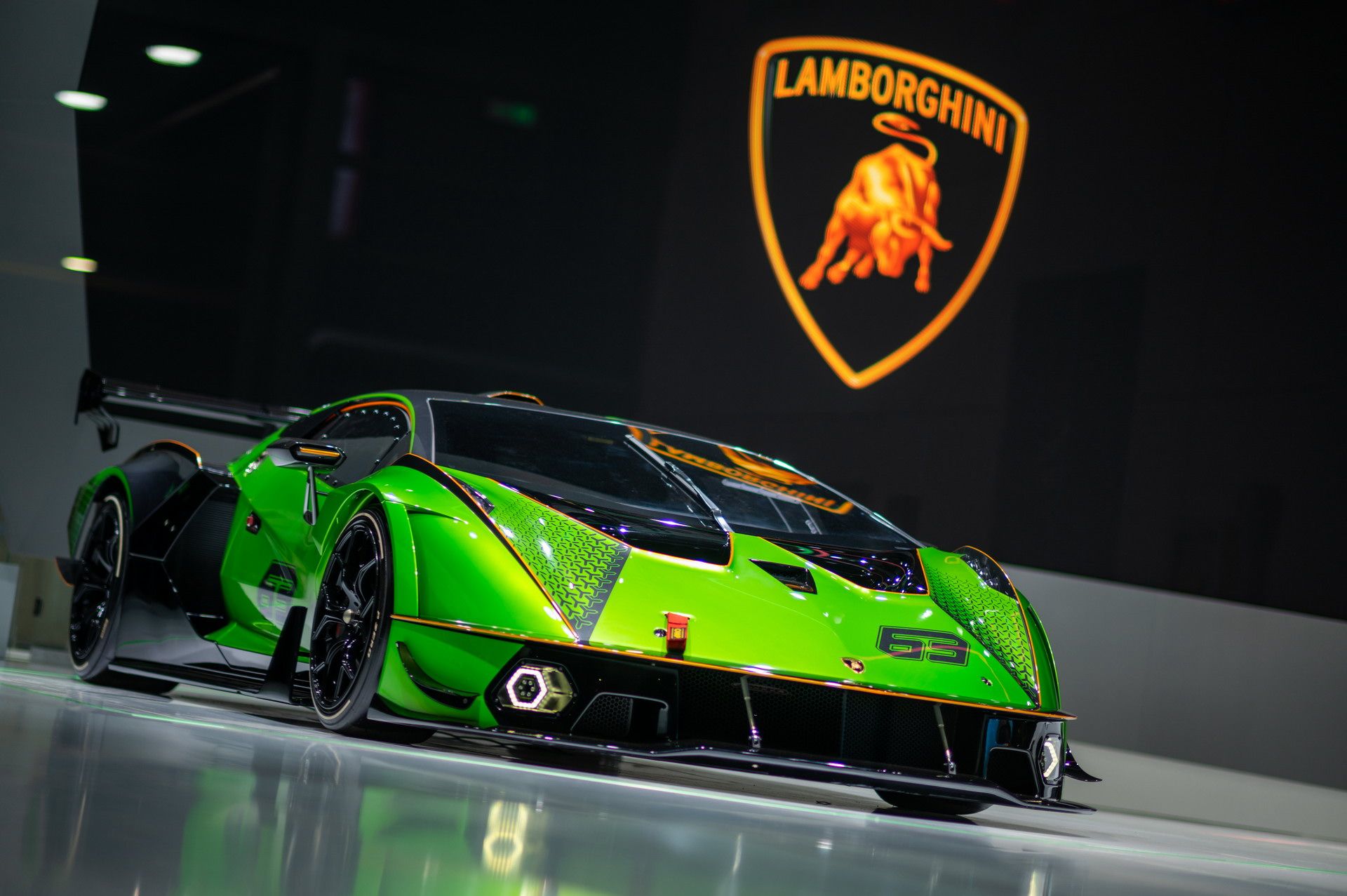 1920x1277 Lamborghini Essenza SCV12 Track Only Supercar Wows Chinese Audience