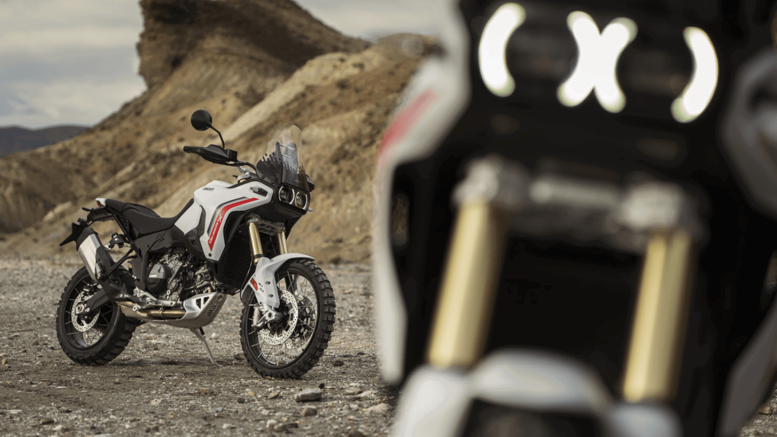 1600x900 Ducati DesertX specs, details and features
