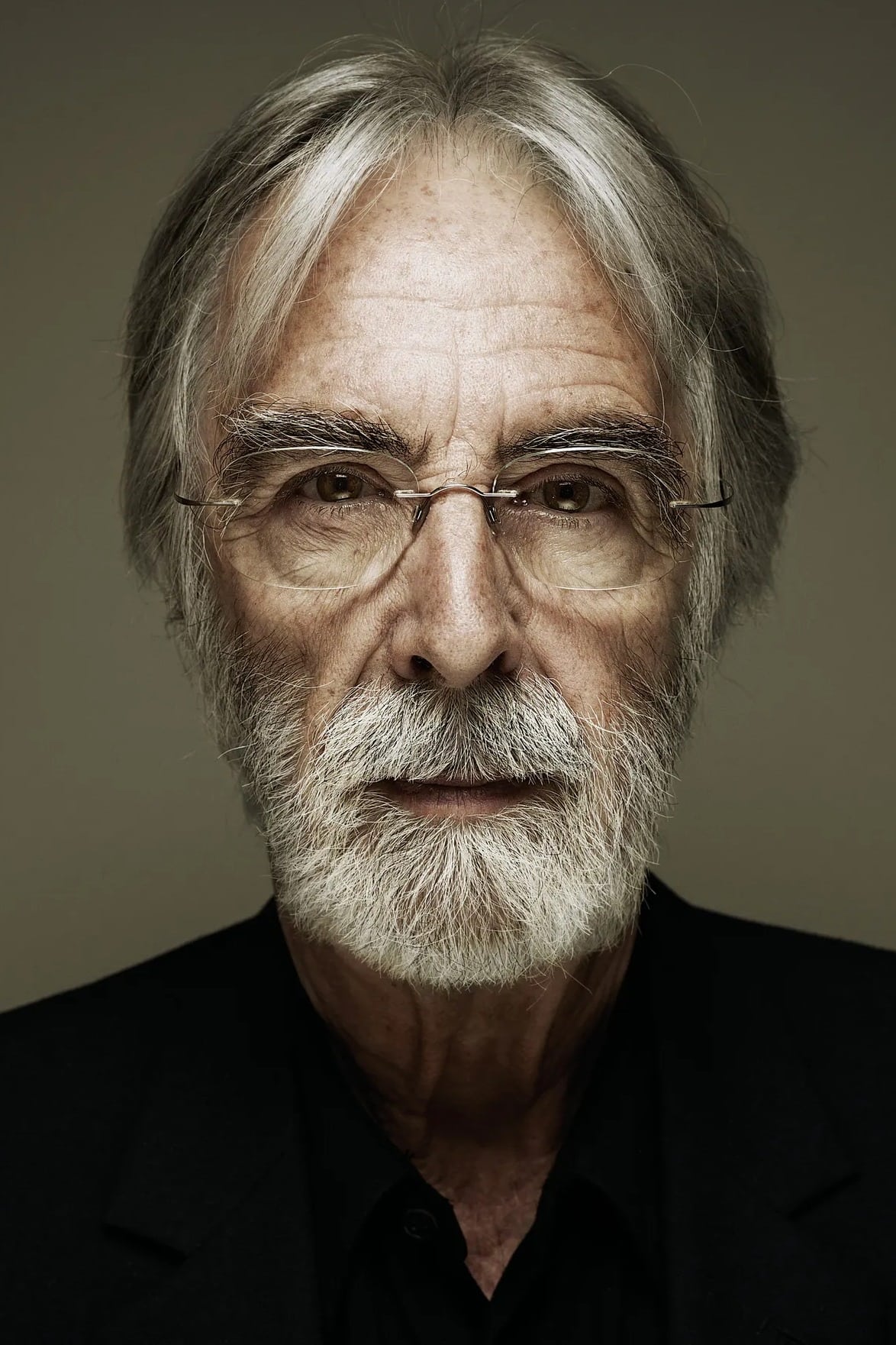 1174x1761 Michael Haneke Wallpaper