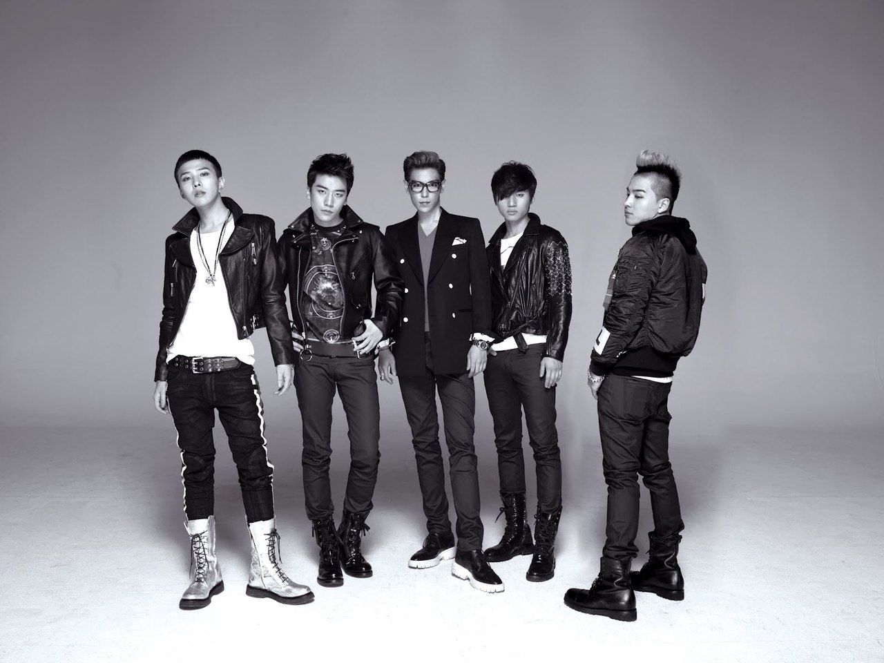 1280x960 Desktop wallpaper: Bigbang, Music 4K free download for PC. 1490721