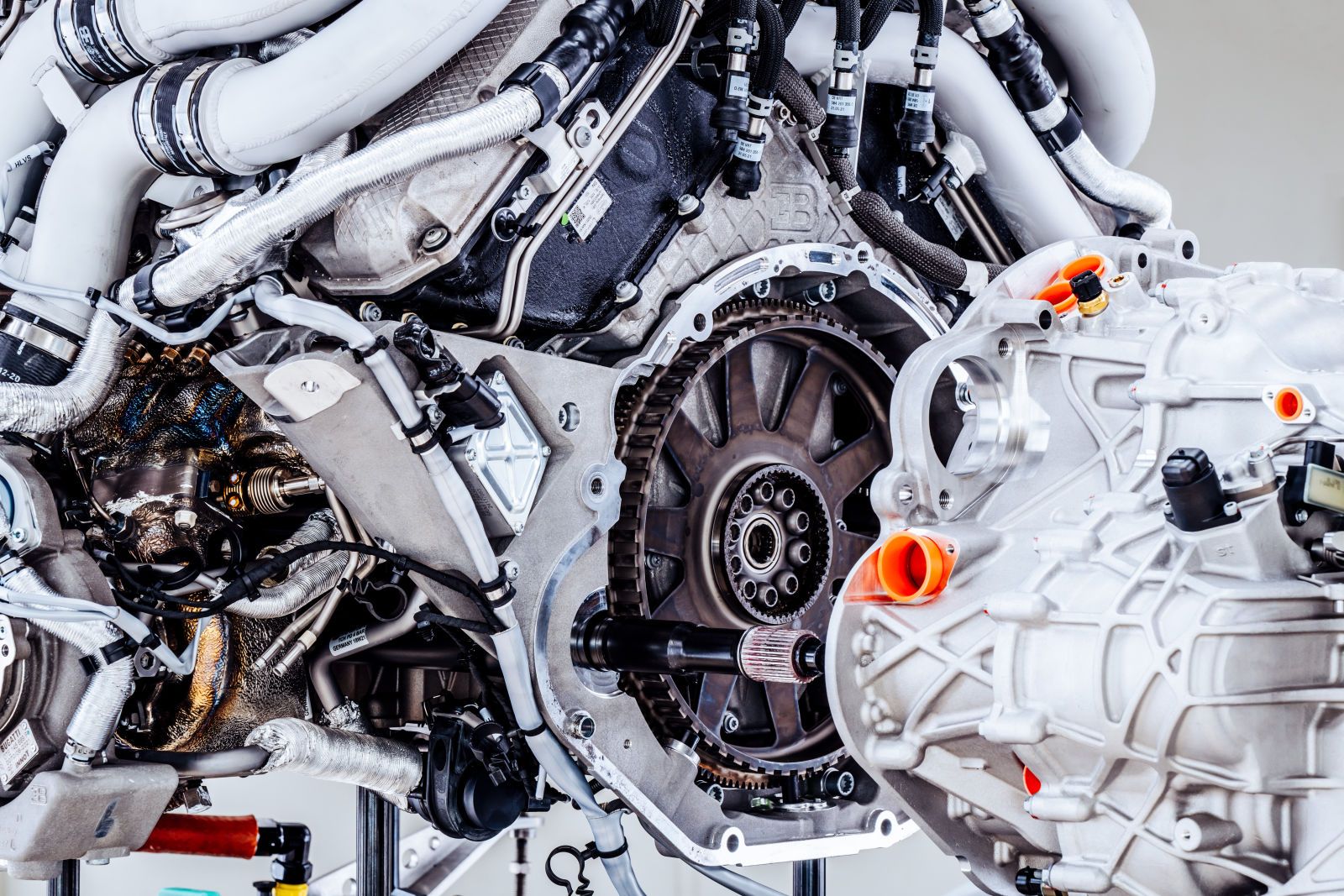1600x1067 Bugatti W16 Engine
