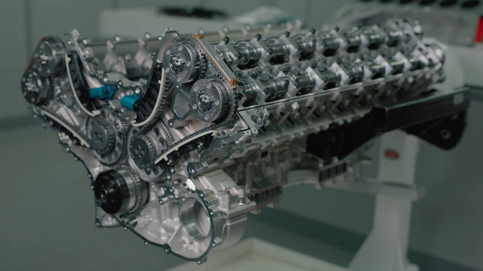 1600x900 The Bugatti Tourbillon's V16 Engine Sounds Better Every Time We Hear It