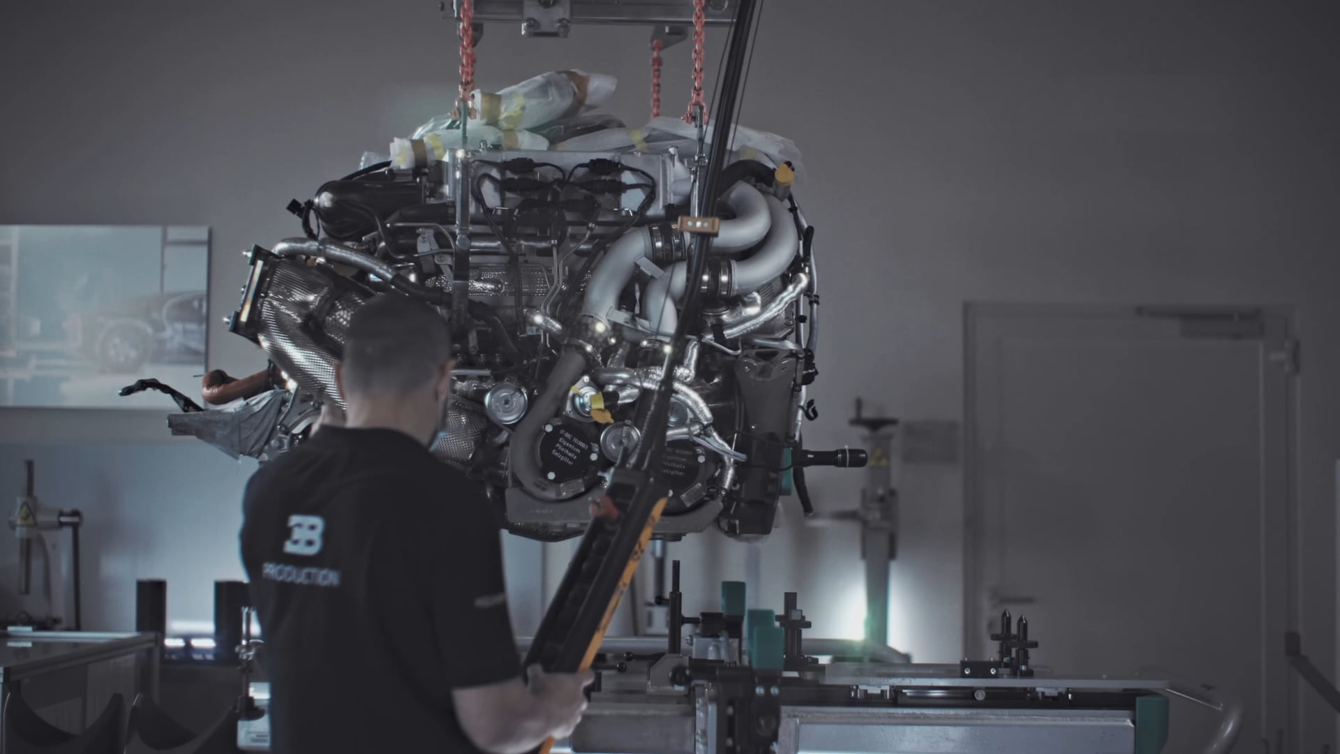 1920x1080 8.0 Liter W16 Engine
