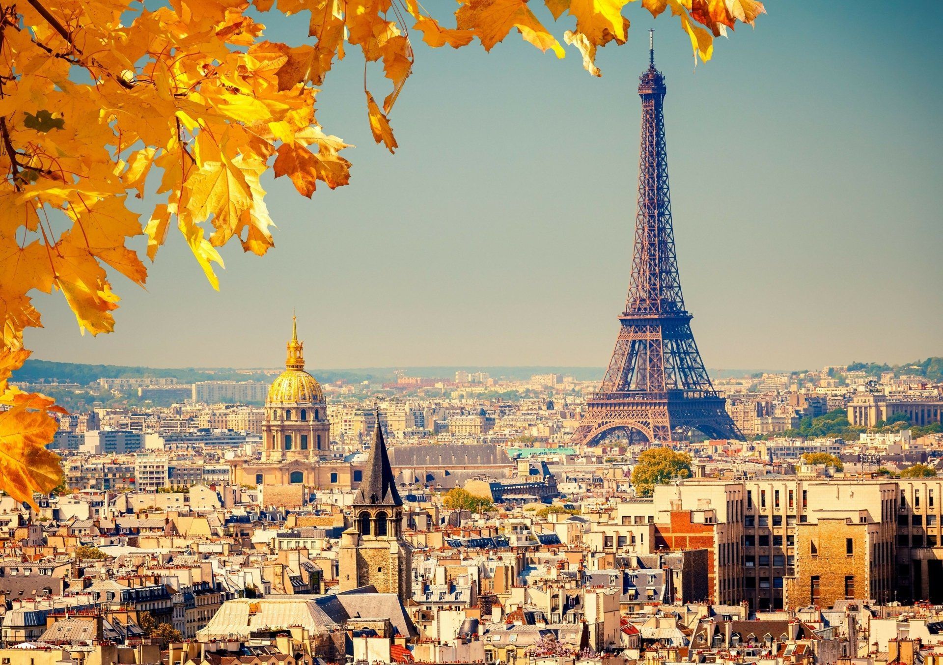 1920x1354 Paris in Autumn 4K Ultra HD Wallpaperx2820