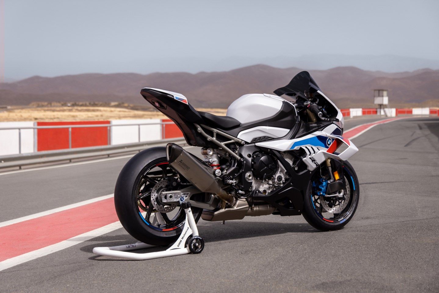 1439x960 BMW lift the lid on the 2025 S1000RR and M1000RR superbikes