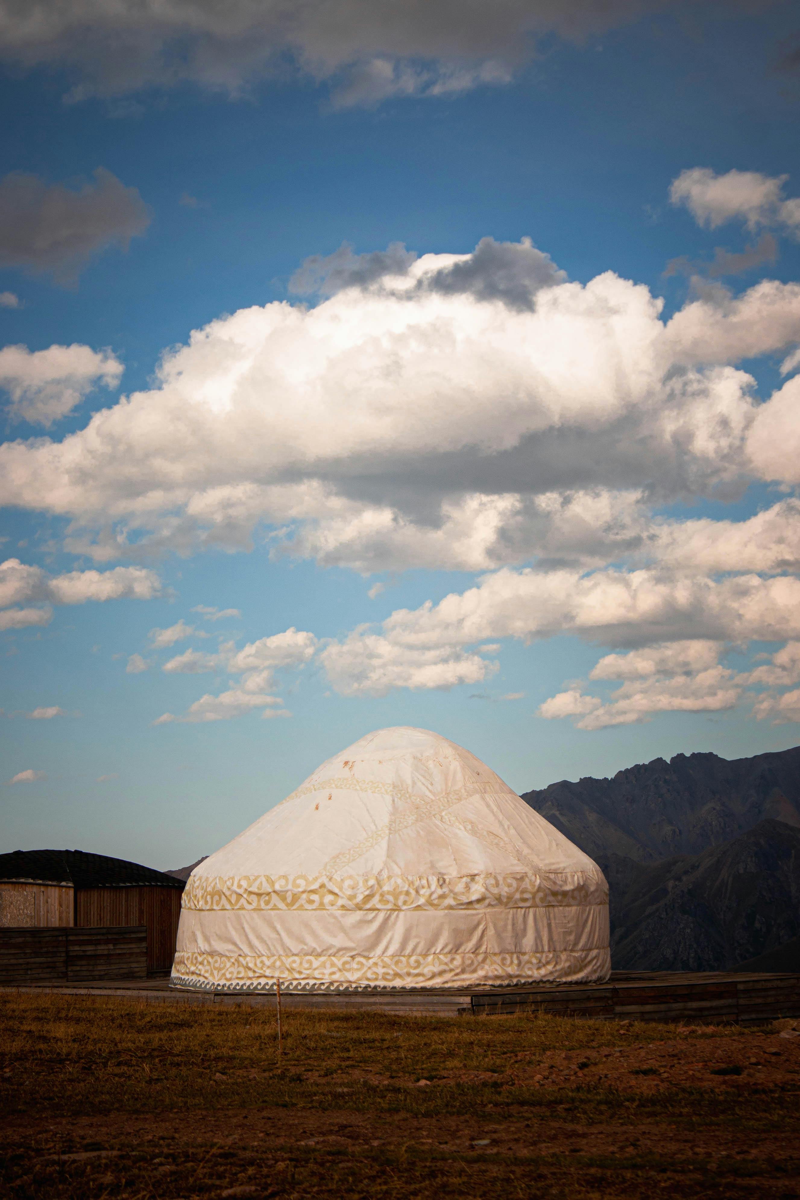 2654x3981 Lonely Mongolian yurt in countryside during sunrise · Free