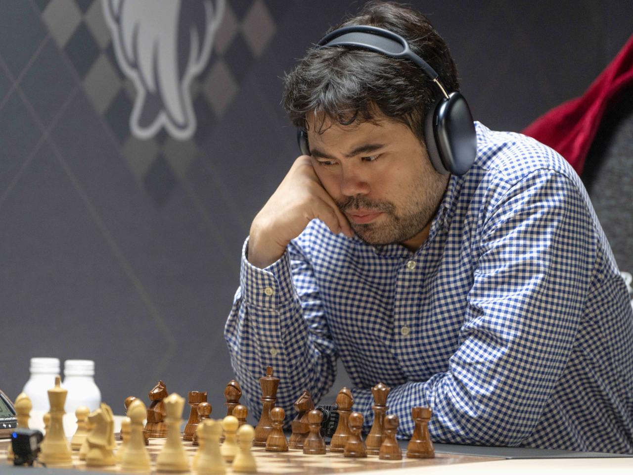 1280x960 The Latest Controversy in Chess Is the Cupcake Gambit