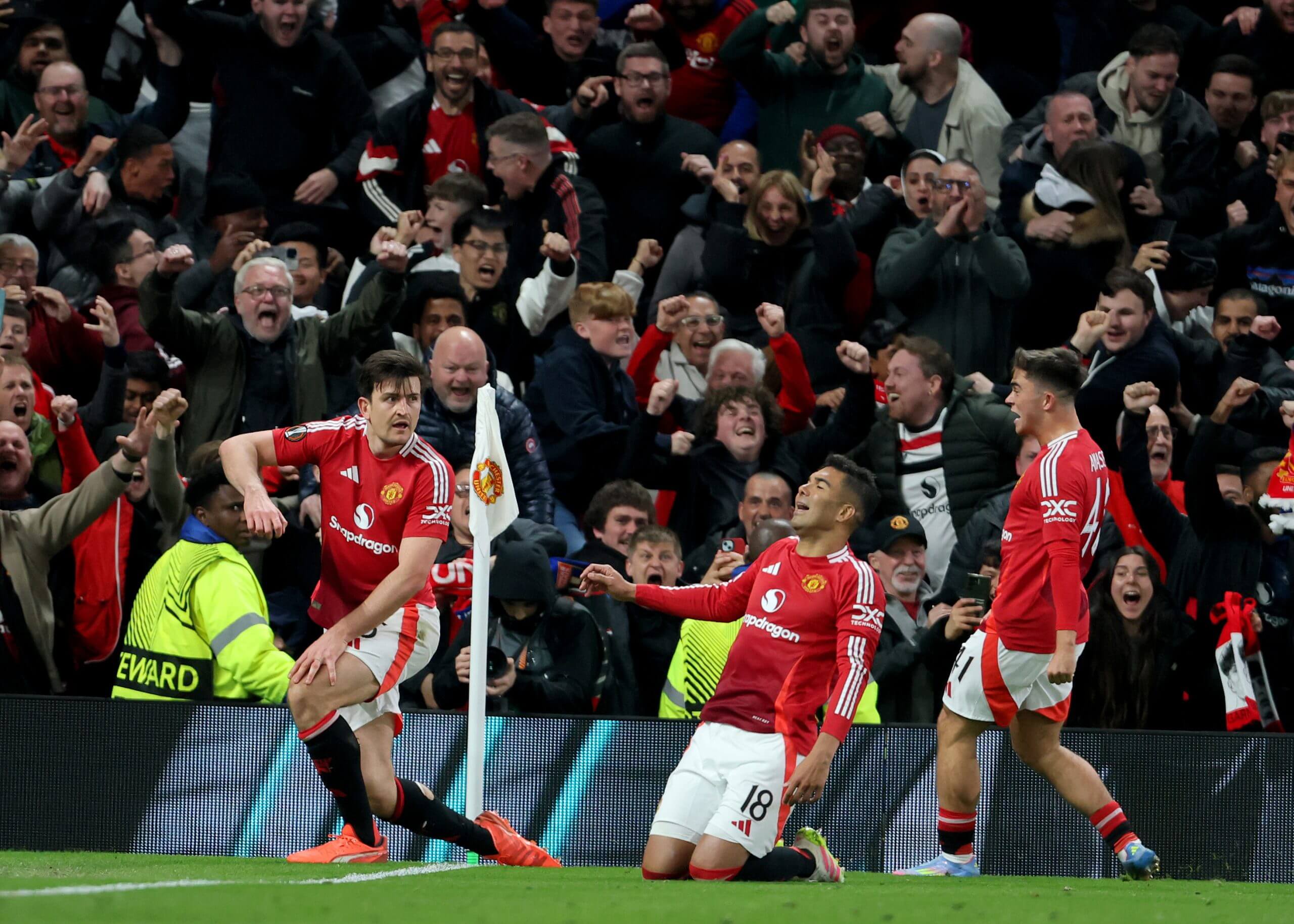 2560x1829 Manchester United and a portrait of pandemonium