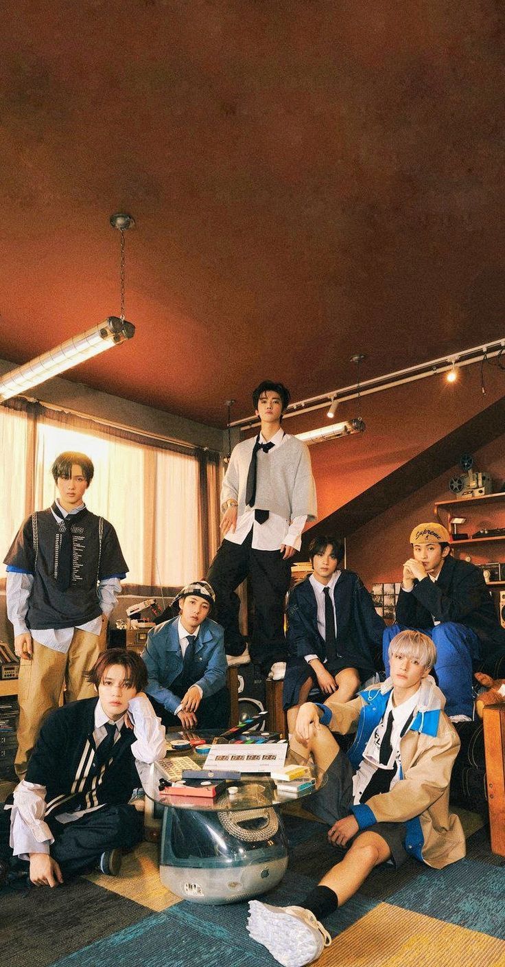 736x1408 ISTJ, NCT Dream Videographer crew