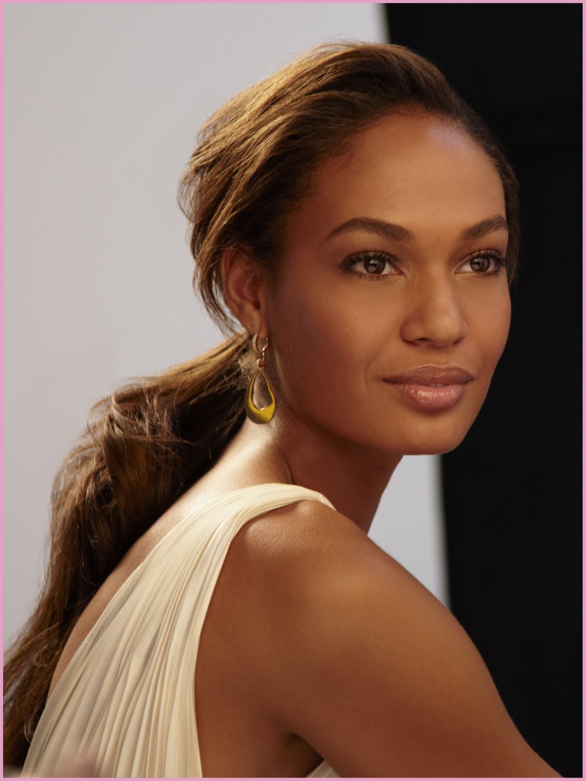 1200x1600 The Puerto Rico Stunner: Joan Smalls. Lifeinapic's blog