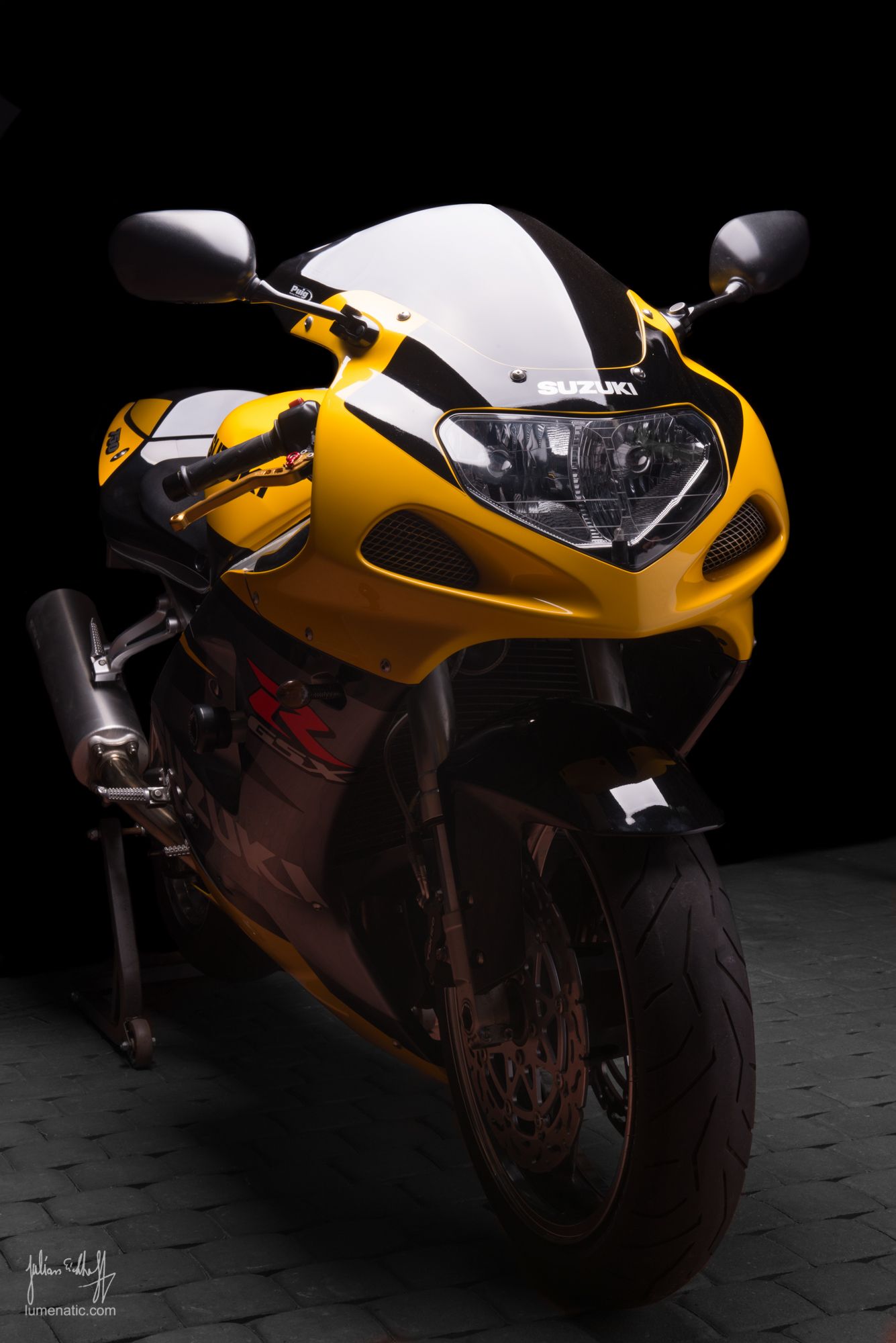1335x2000 Motorbike Photography Again: Suzuki GSX R 750