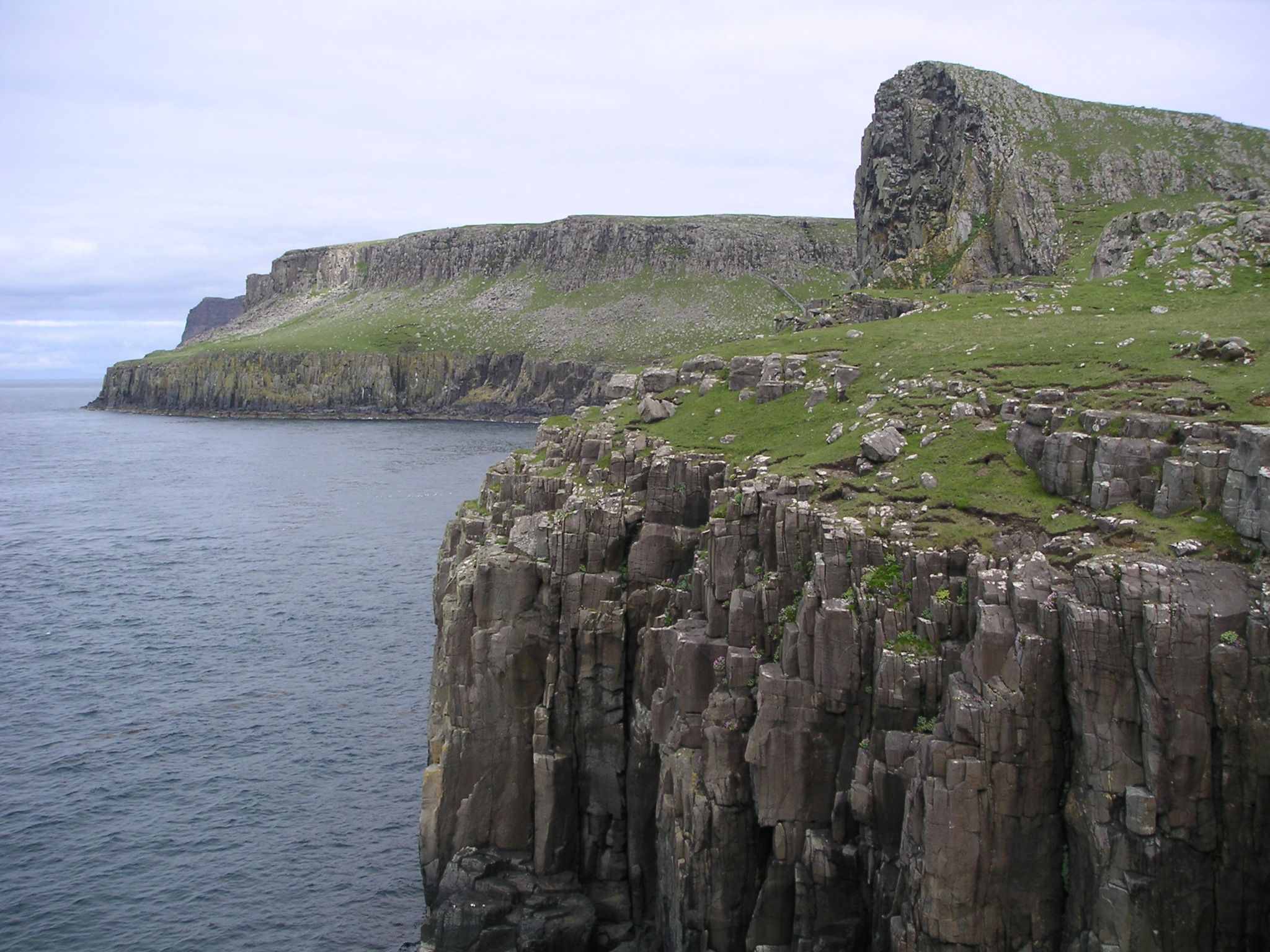 2048x1536 Scotland Skye