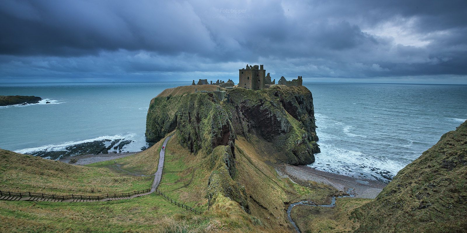 1600x800 Doom Laden' Castle, Scotland. Dunnottar Castle