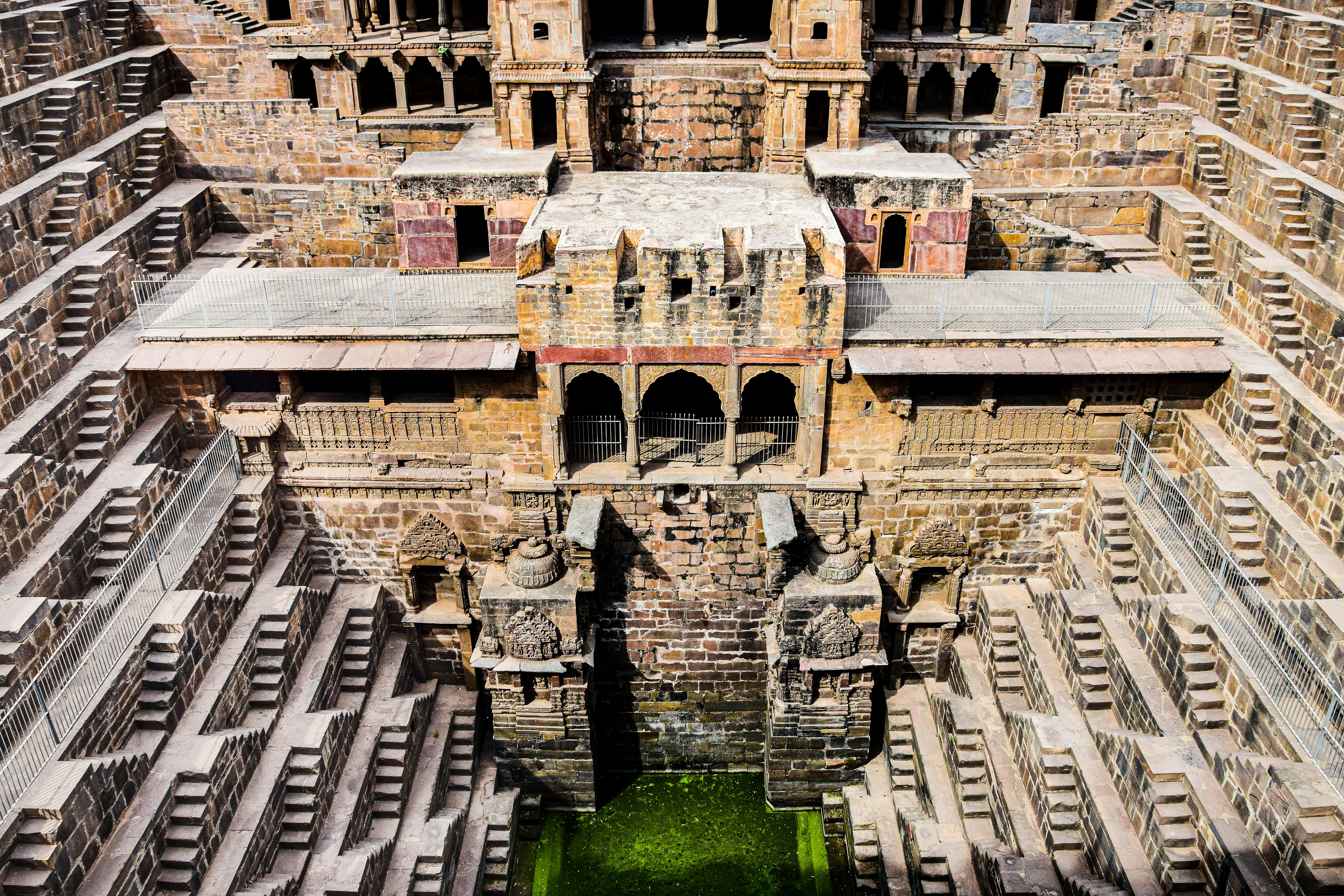 5927x3951 Chand Bawri Step Well in Abhaneri in India · Free