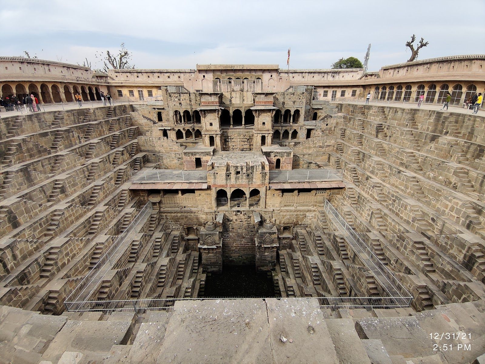 1600x1200 Chand Bawri, Step Well. Timings, History & Visitor Guide