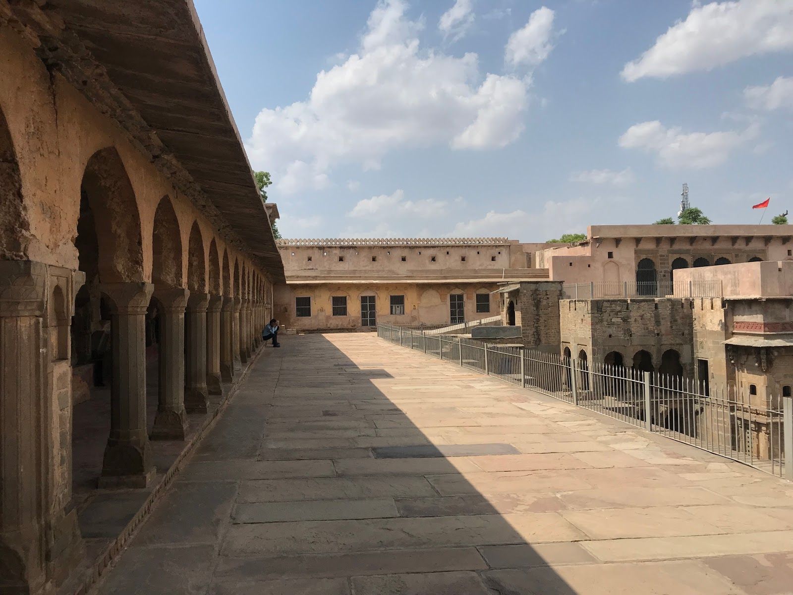 1600x1200 Chand Bawri, Step Well. Timings, History & Visitor Guide