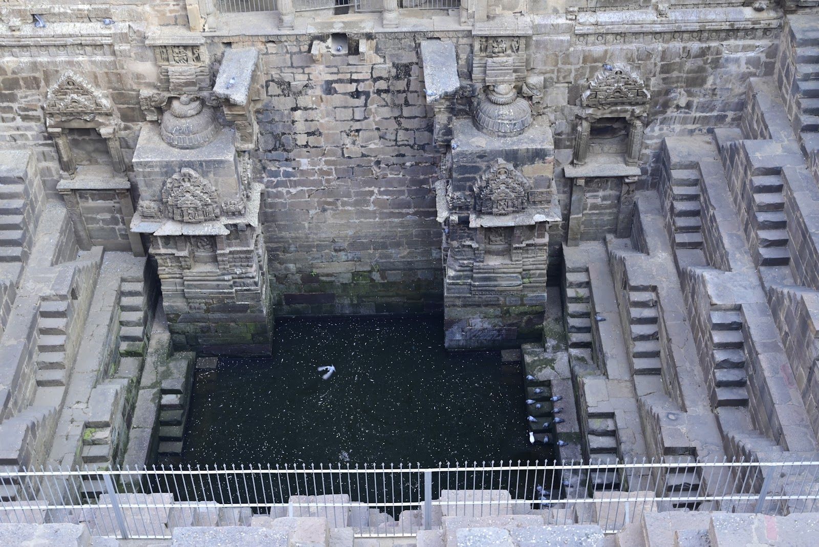 1600x1068 Chand Bawri, Step Well. Timings, History & Visitor Guide