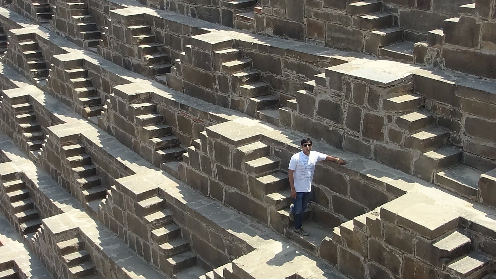 1600x900 Chand Bawri, Step Well. Timings, History & Visitor Guide