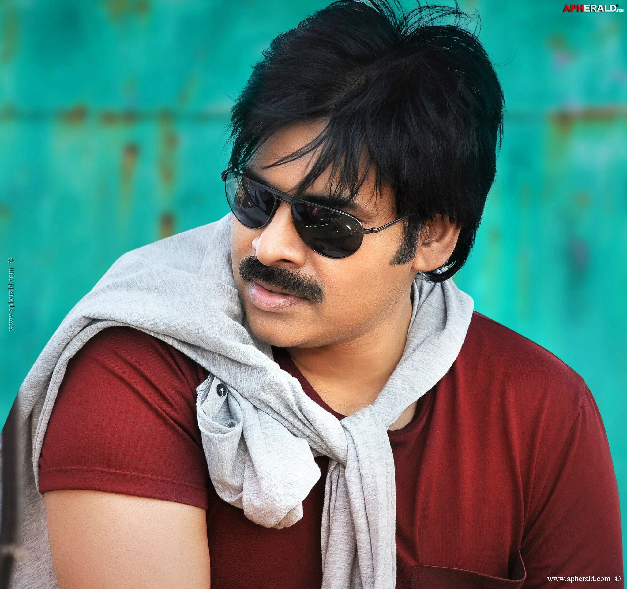 2048x1925 Khushi Pawan Kalyan Wallpaper