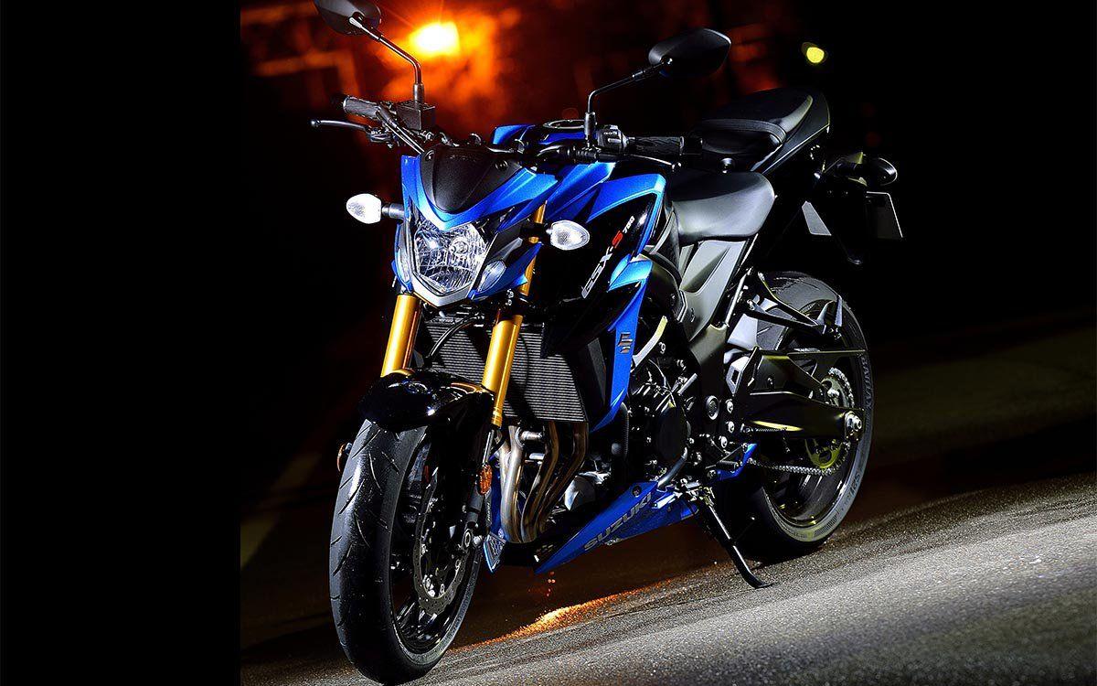 1200x750 Fernando Morales GSX S750
