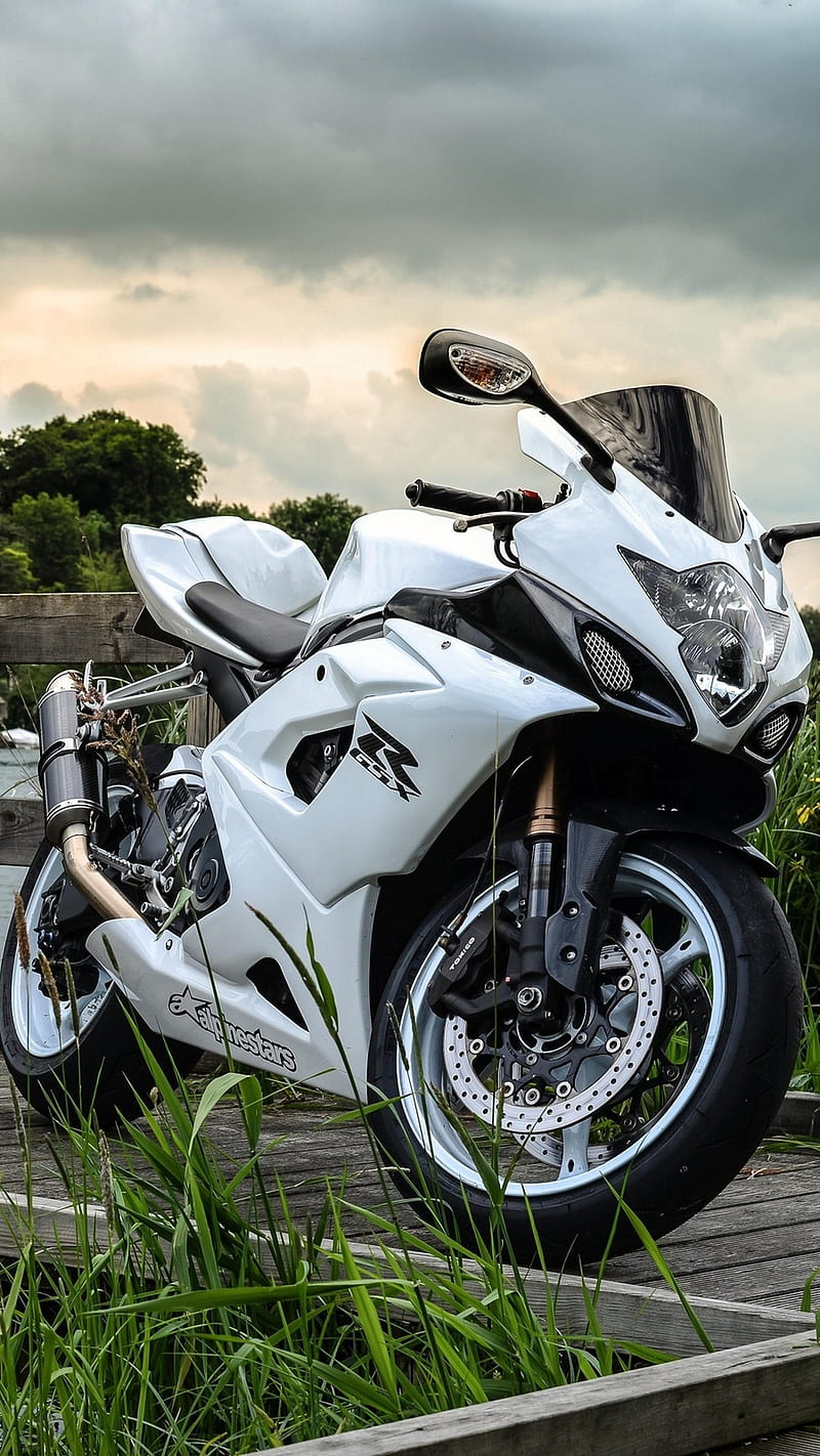800x1422 HD honda gsxr wallpaper