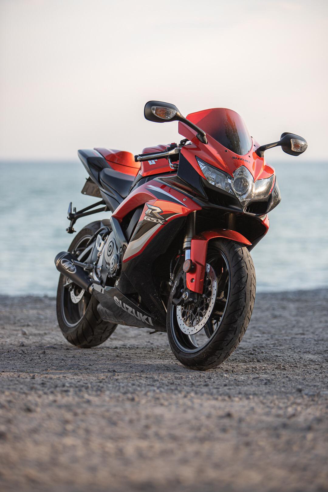 1080x1620 Suzuki GSX R600 buddies bike that I shot some pics of last night