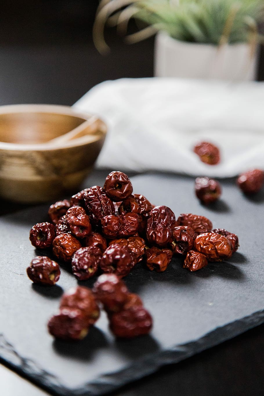 910x1365 Dried jujube 1080P, 2K, 4K, 5K HD wallpaper free download