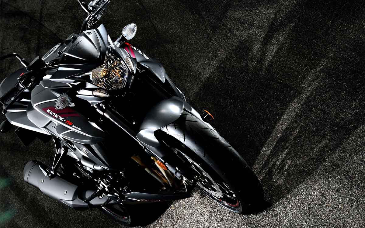 1200x750 Fernando Morales GSX S750