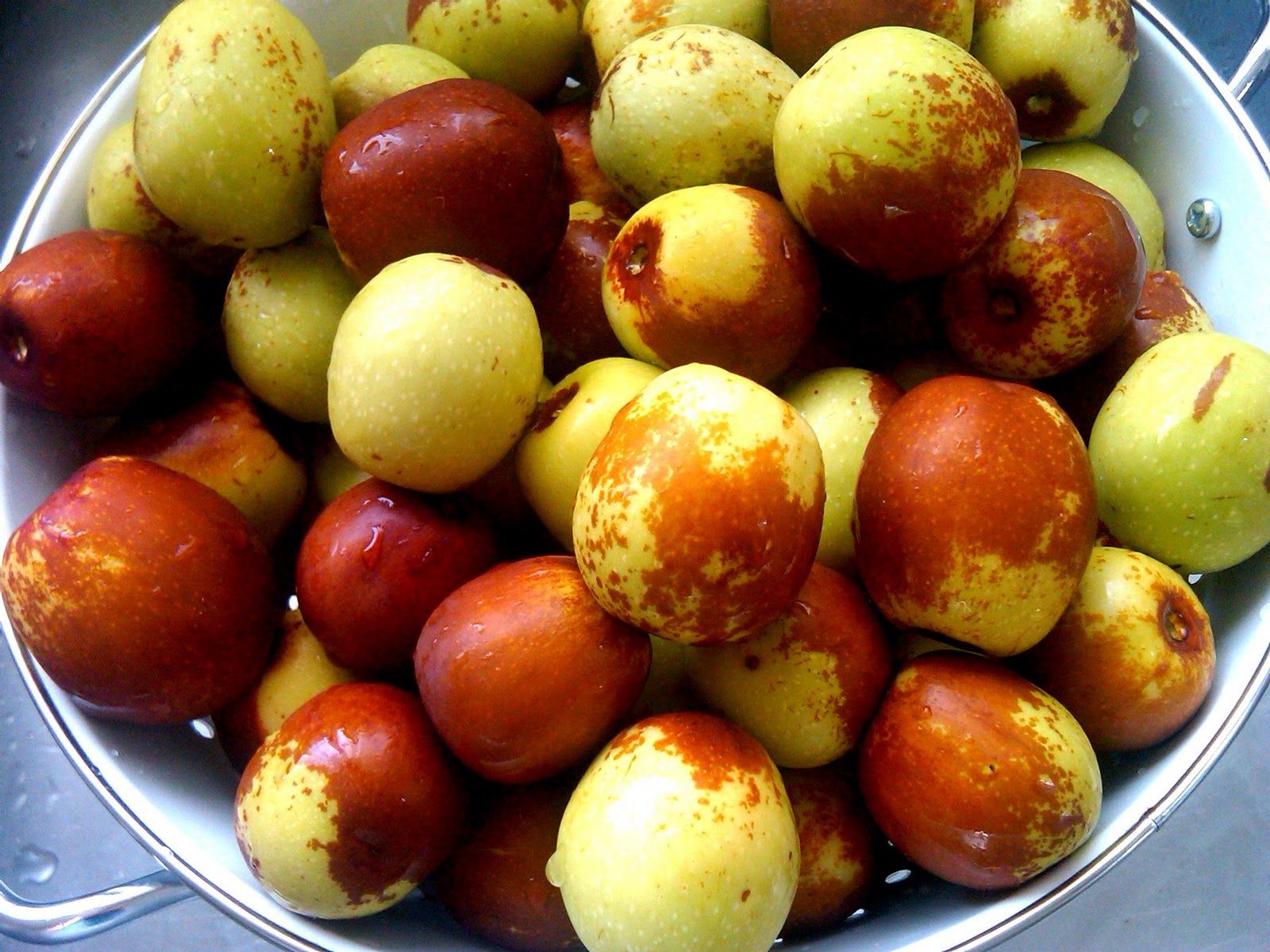 1600x1200 Autumn's Copper Pot: Jujube Butter