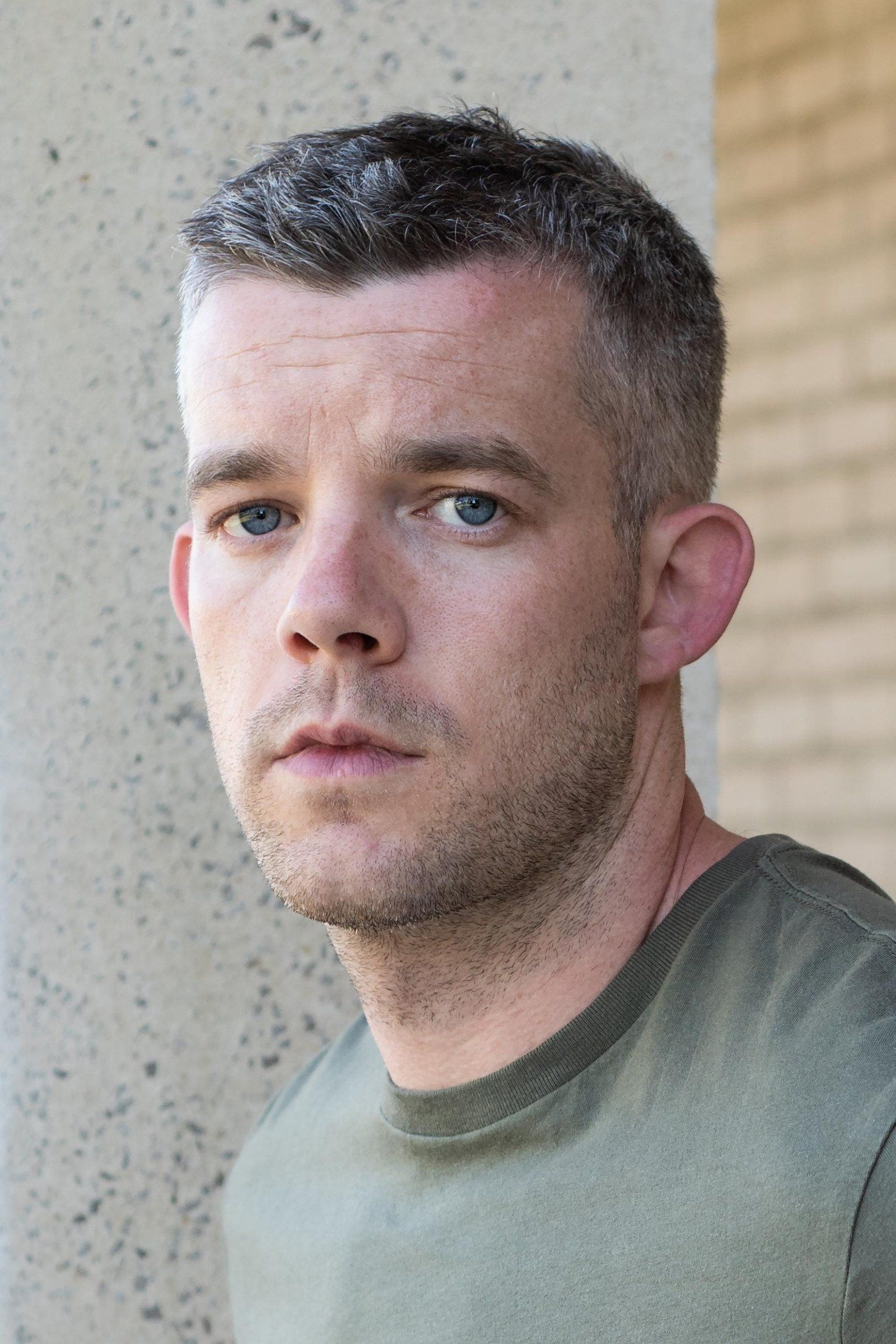 1600x2400 Russell Tovey Image