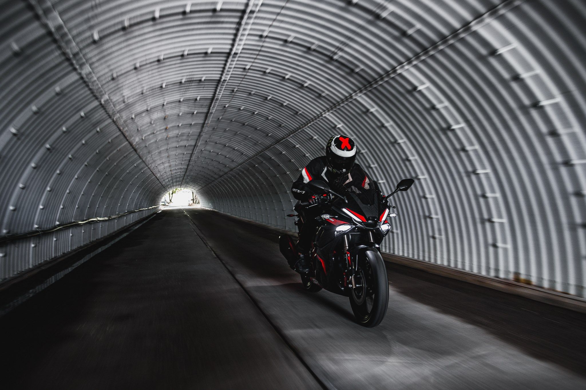 2048x1365 GPX Demon GR200R Launched In Thailand