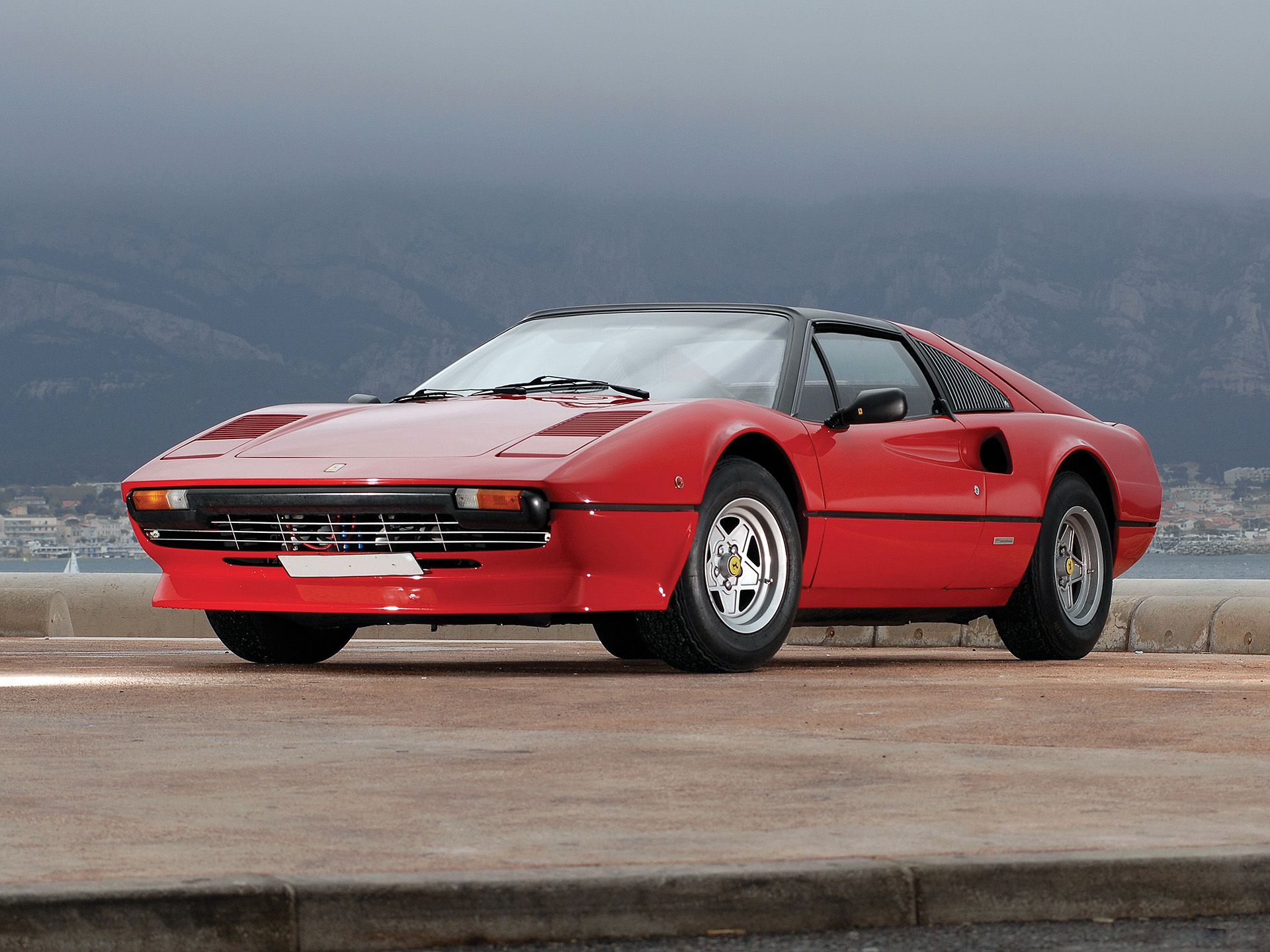 1920x1440 Ferrari 308 Wallpaper