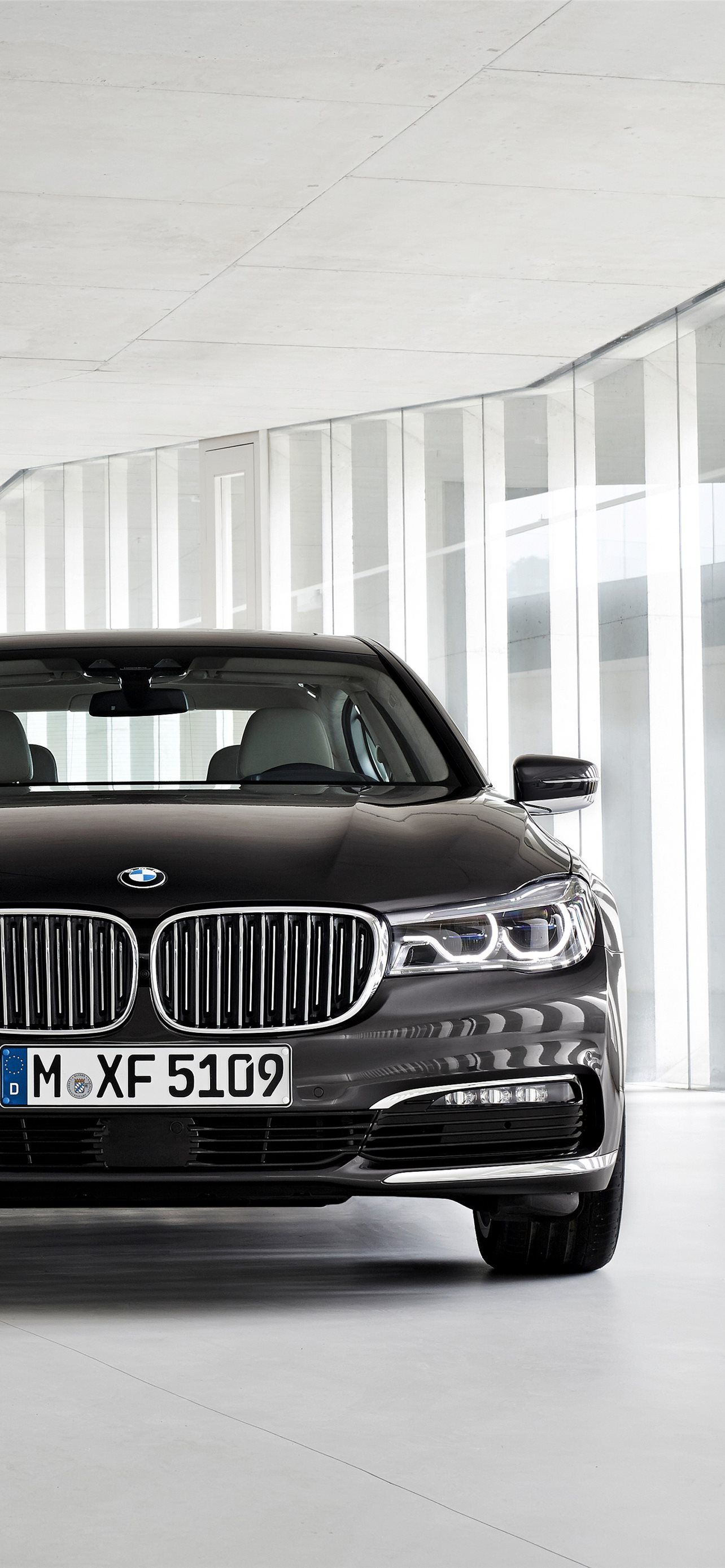 1284x2778 bmw 7 series iPhone Wallpaper Free Download