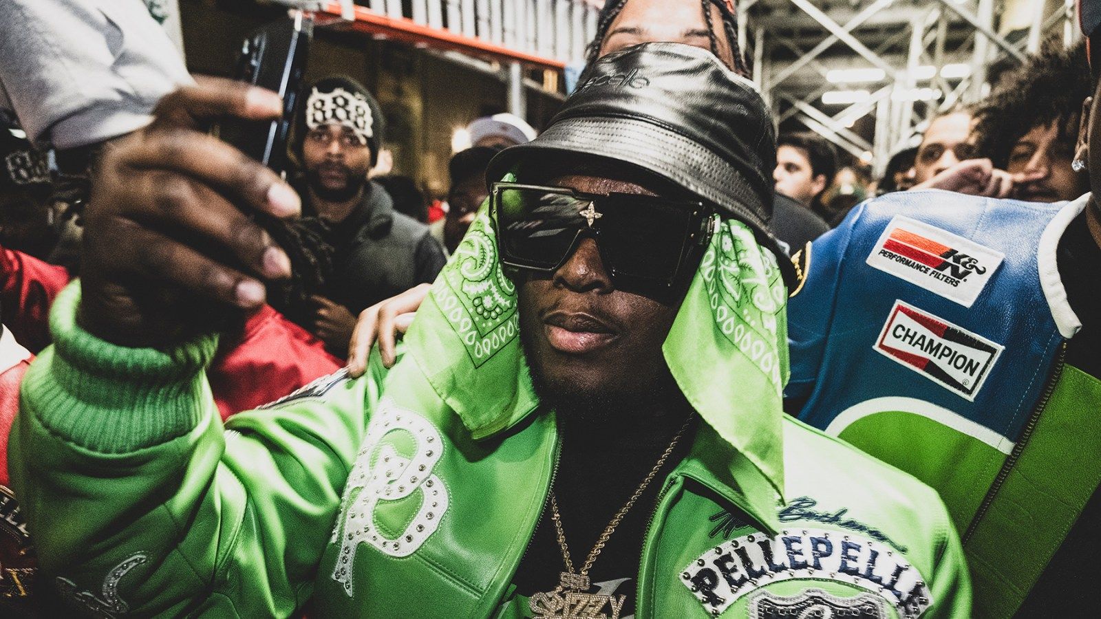 1600x900 Review: Cash Cobain Strikes While His Sound Is Red Hot On 'Play Cash Cobain'