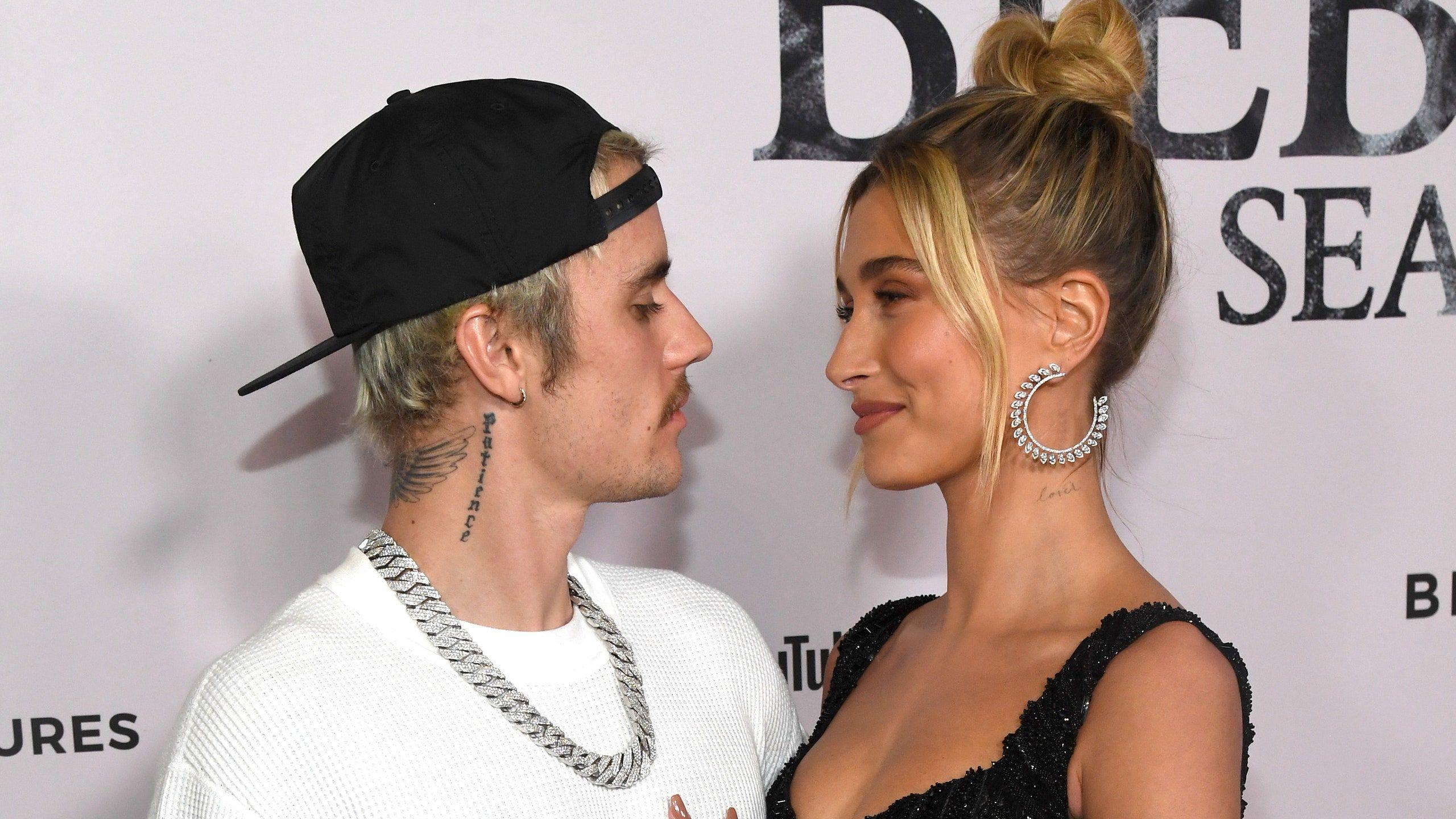 2560x1440 Hailey Bieber Looks Stunning In These Never Before Seen Photo