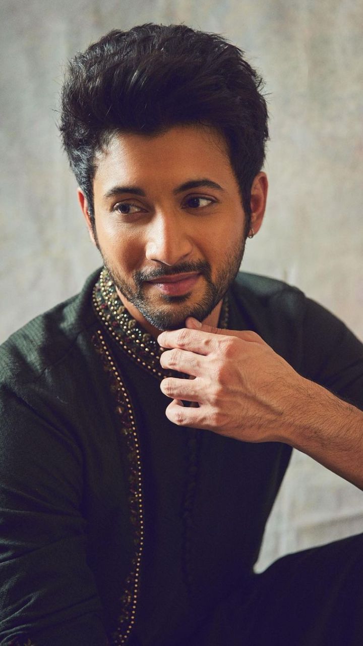 720x1280 Rohit Saraf Looks Hot In Traditional Outfits