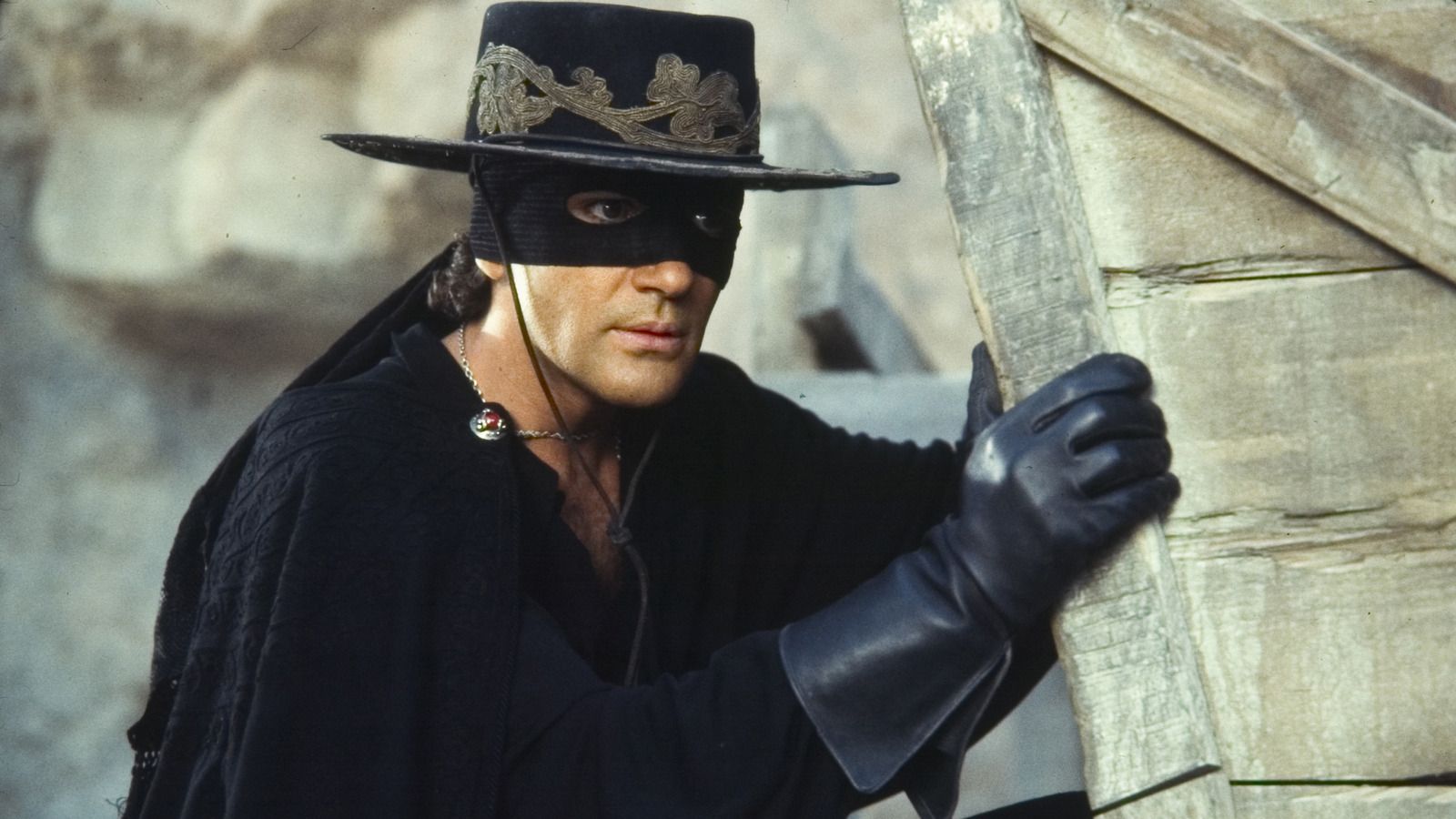 1600x900 The Mask Of Zorro At 25: An Oral History Of The Last Old School Blockbuster