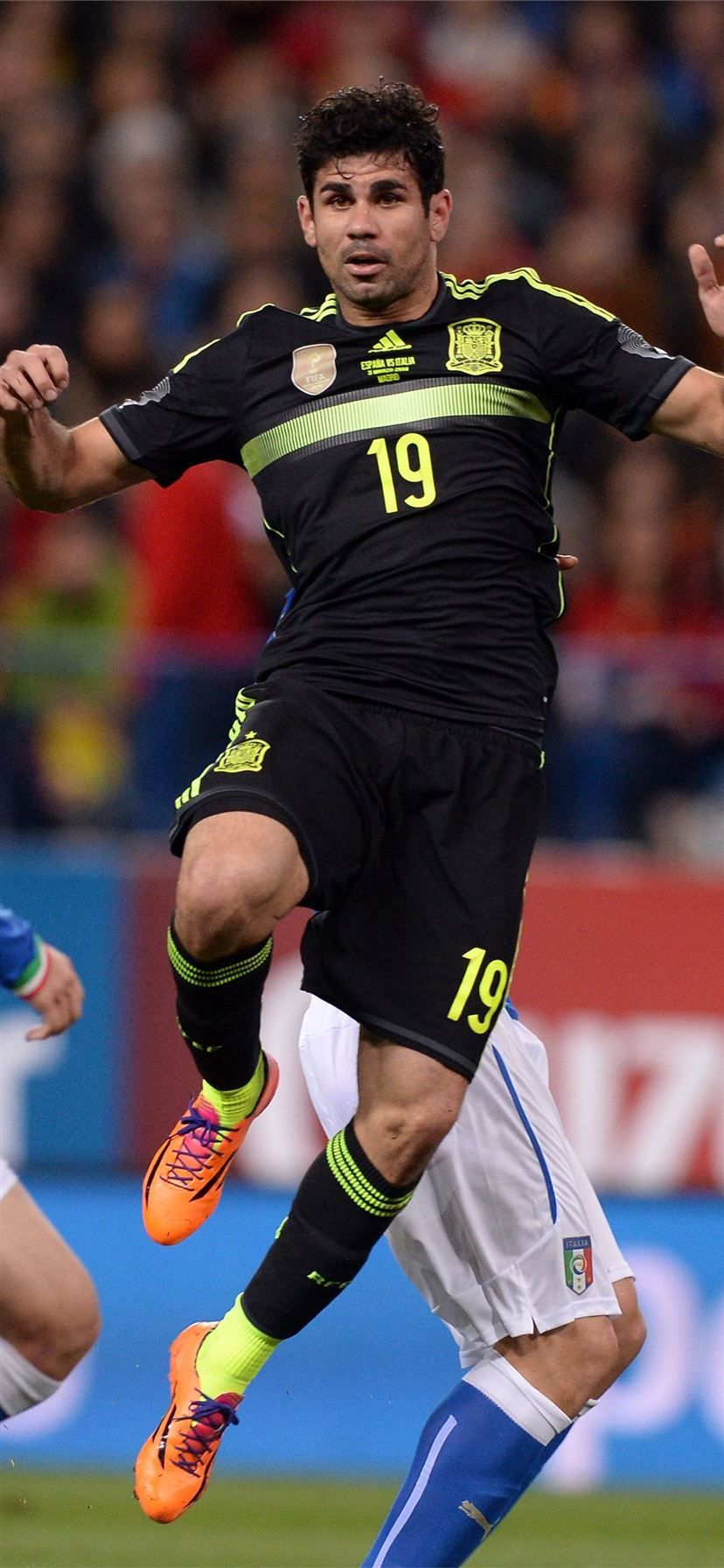828x1792 Diego Costa on the Spain National Team iPhone 11 Wallpaper Free Download